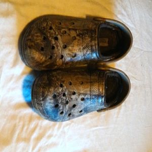 Camouflage crocs slippers